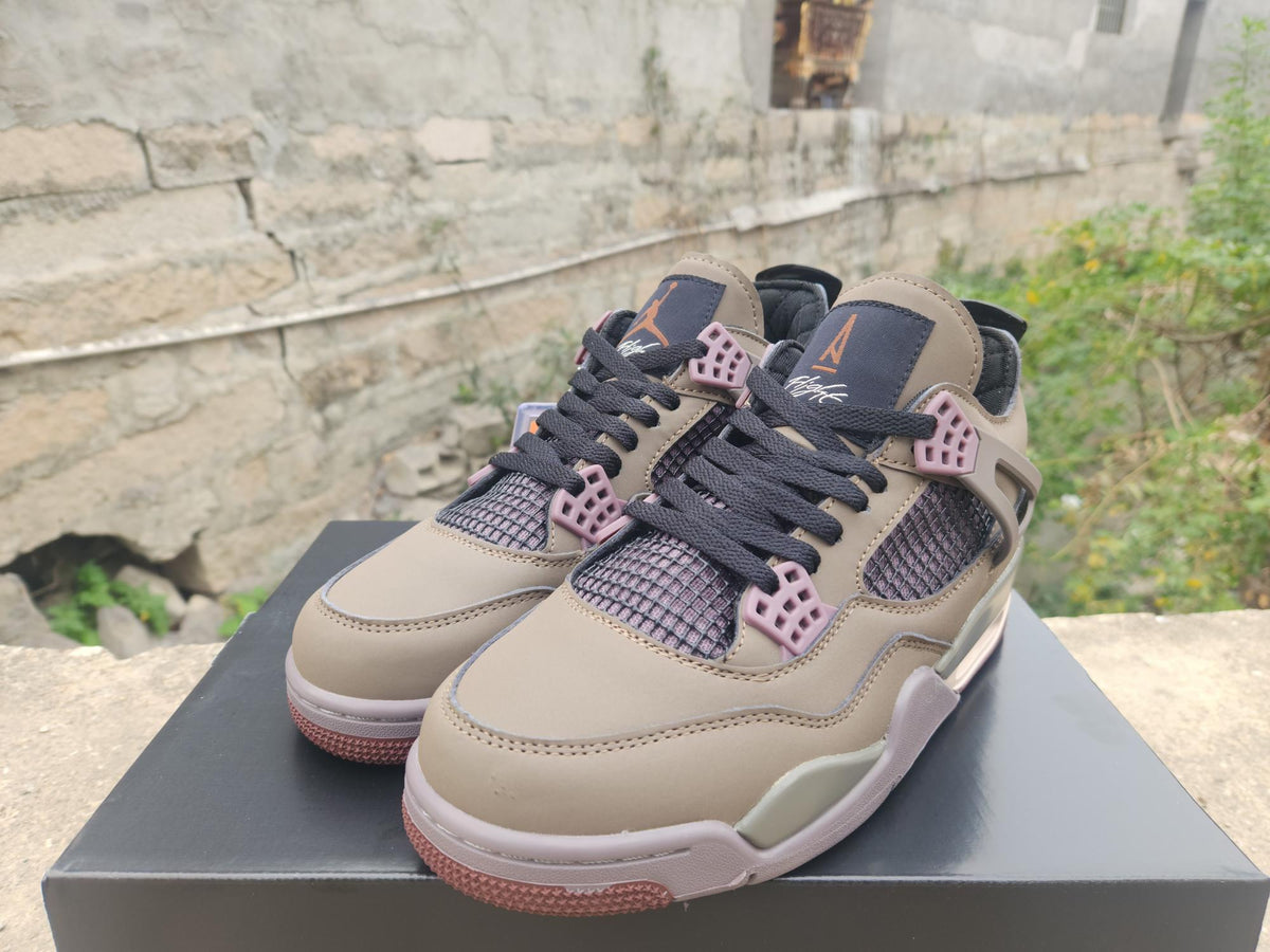 Air Jordan 4 Roasted Earth Sneakers - Coffee Brown