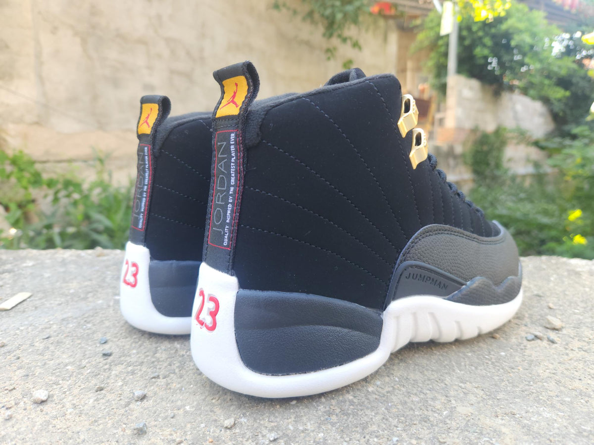 Air Jordan 12 Retro Gilded Contrast Men's Sneakers - Black/White/Gold