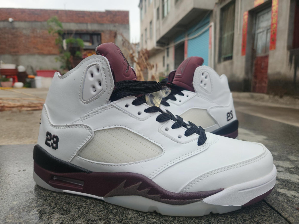 Air Jordan 5 Retro "Violet Ore" Sneakers