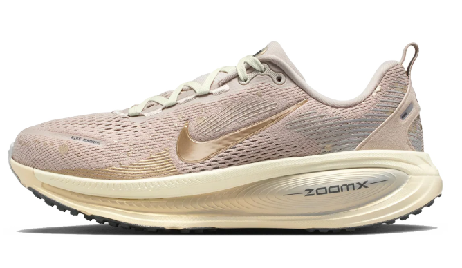 Nike Vomero 18 SE Sneakers