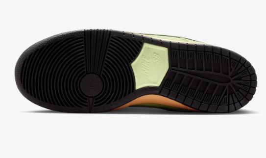 Nike SB Dunk Low Pro Sneakers – Light Liquid Lime