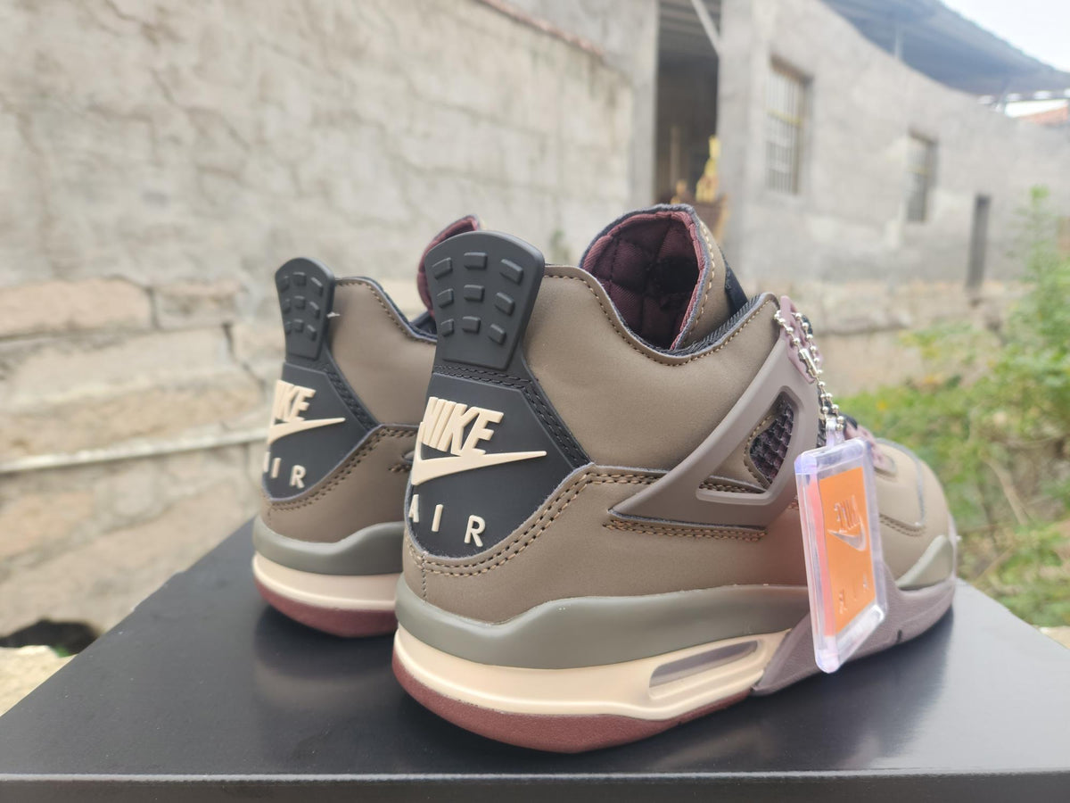Air Jordan 4 Roasted Earth Sneakers - Coffee Brown