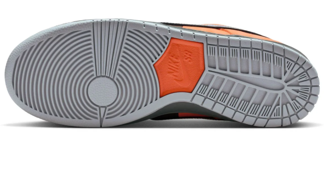 Nike SB Dunk Low Pro Muni Fast Pass – Safety Orange Wolf Grey Baroque Brown