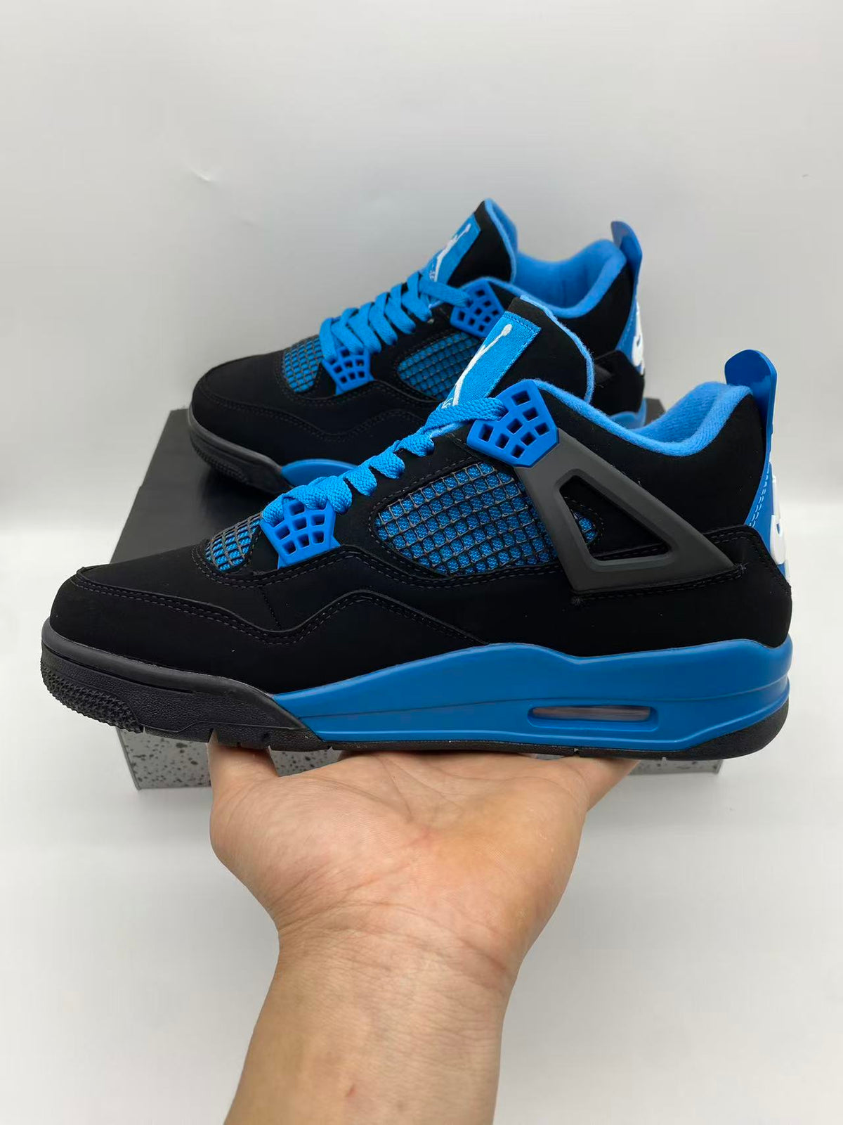 Air Jordan 4 Gamma Blue Sneakers | Gamma Current
