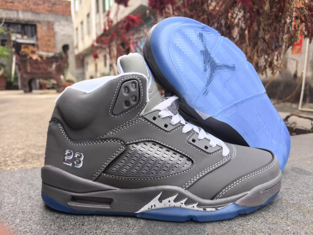 Air Jordan 5 Retro "Grey" Sneakers