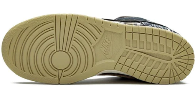 Nike SB x Travis Scott Dunk Low Sneakers – CT5053-001