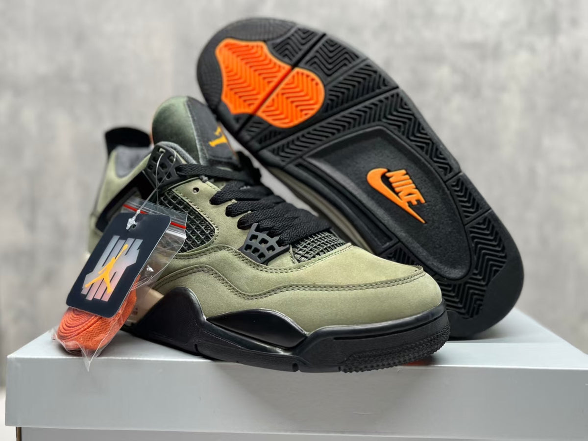 Air Jordan 4 Retro "Silk Green" Sneakers