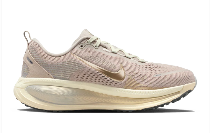 Nike Vomero 18 SE Sneakers