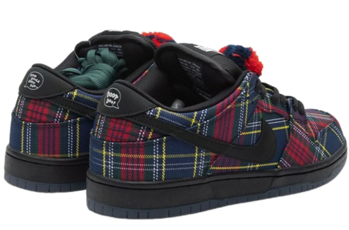 Nike SB x Nardwuar Dunk Low – Tartan | II1493-600