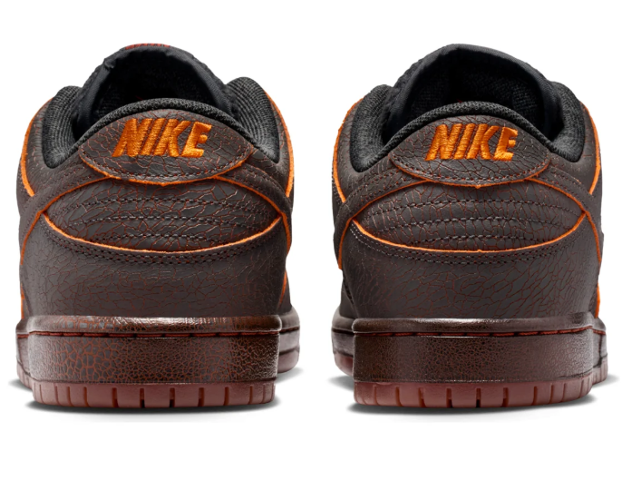 Nike SB Dunk Low Sneakers – Krampus | HV1668-001
