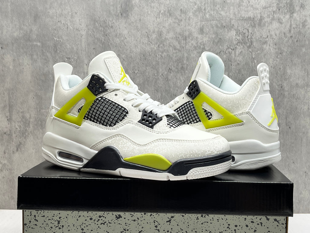 Air Jordan 4 Retro "New Colorway" Sneakers