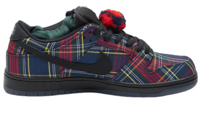 Nike SB x Nardwuar Dunk Low – Tartan | II1493-600