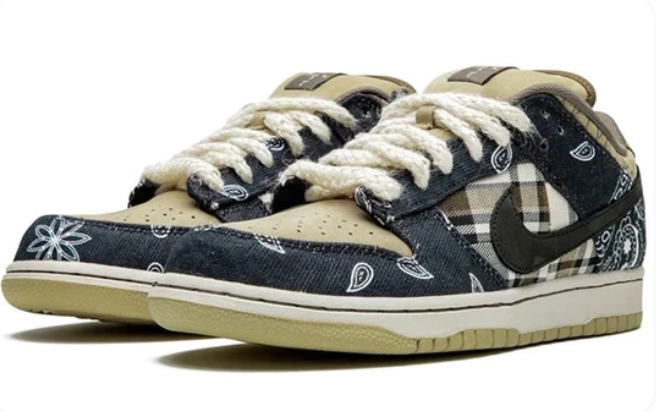 Nike SB x Travis Scott Dunk Low Sneakers – CT5053-001