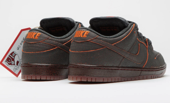 Nike SB Dunk Low Pro Premium Krampus – Dark Smoke Grey Campfire Orange Black