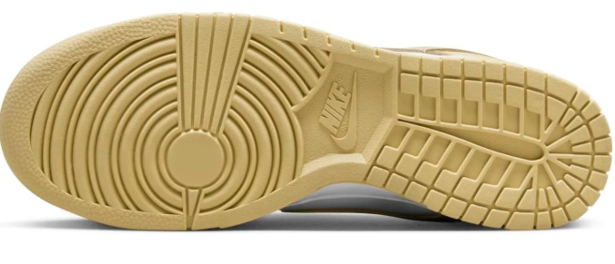 Nike Dunk Low Sneakers – Team Gold | DV0833-100